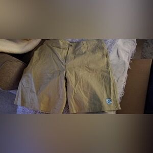 40-42 (XL) North Carolina Cargo Shorts